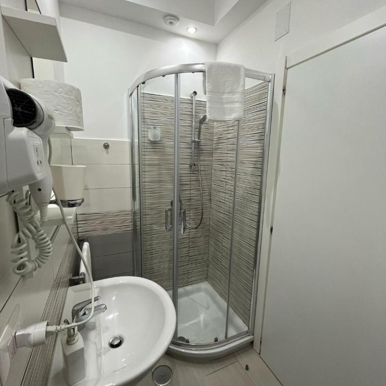 F.Rooms Napoli - Double or Twin Room - 6