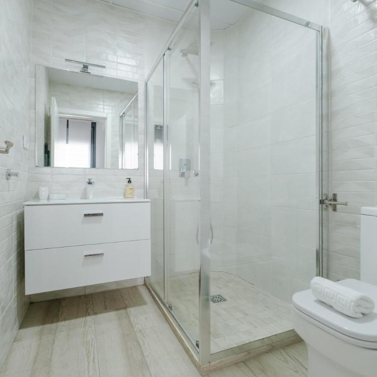 ABC Apartments Vistalegre I - One-Bedroom Apartment - 16