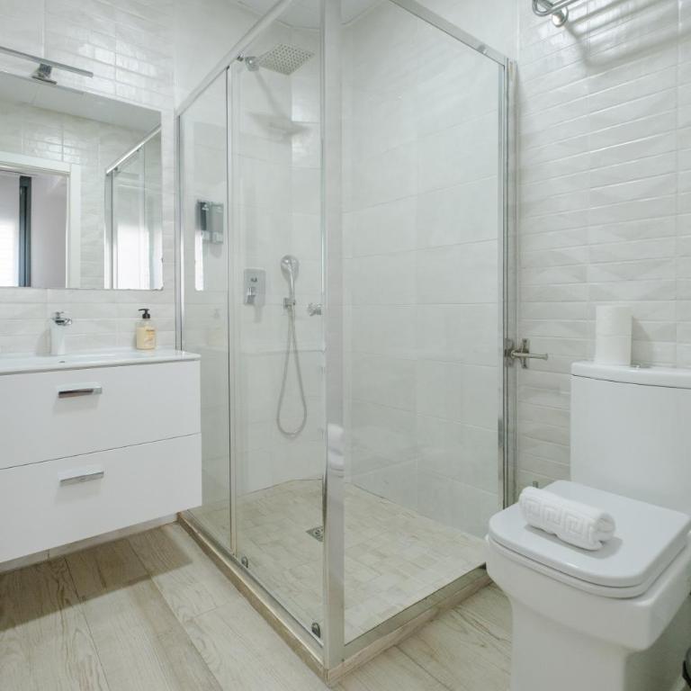 ABC Apartments Vistalegre I - One-Bedroom Apartment - 15