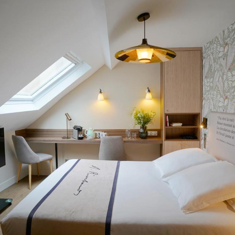 Hôtel Littéraire Arthur Rimbaud, BW Signature Collection - Comfort Queen Room - Non-Smoking - 9