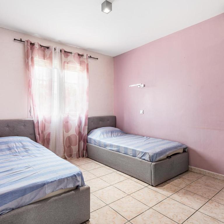 Maison Atlas - Pour 6 à Agde - Maison 3 Chambres - 7