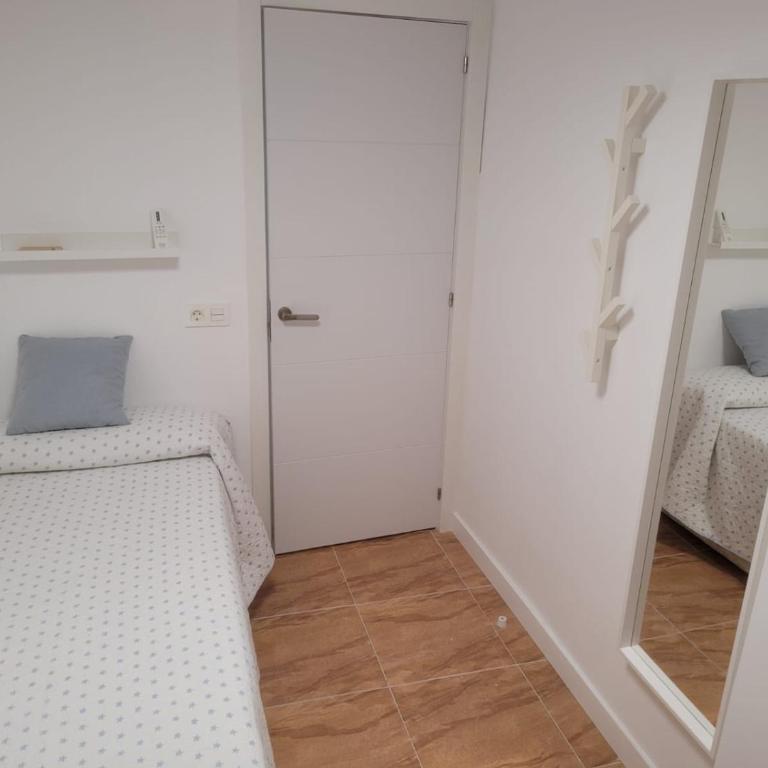 Playas de Almería - Apartamento de 3 dormitorios con balcón - 23