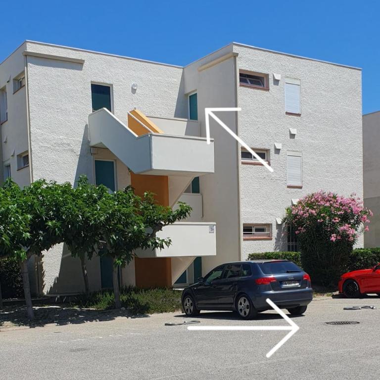 Vue Mer entièrement rénové terrasse & parking - Studio with Sea View - 26