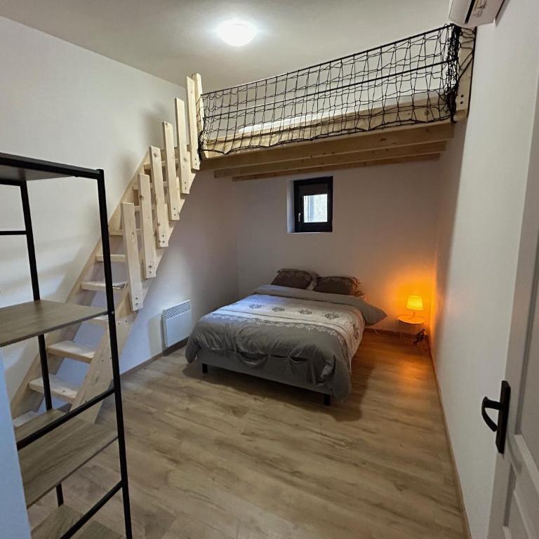 LOFT ATYPIQUE au COEUR de la PROVENCE - Maison 2 Chambres - 6