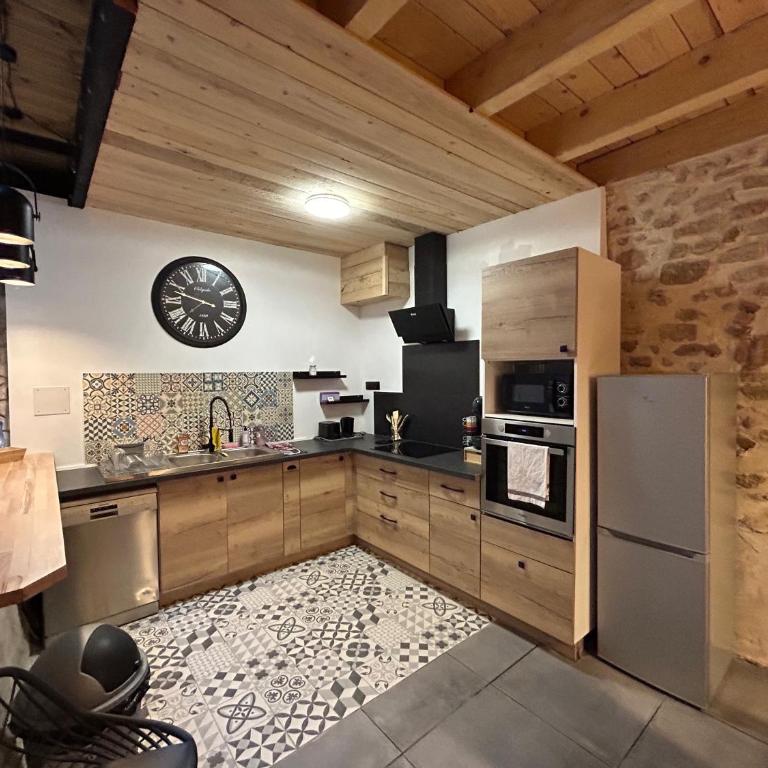 LOFT ATYPIQUE au COEUR de la PROVENCE - Maison 2 Chambres - 14