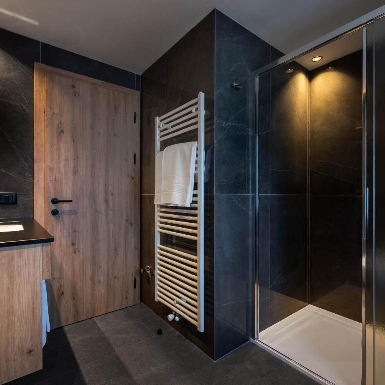 Family Apartments Vioz - Appartamento con 2 Camere da Letto - 9