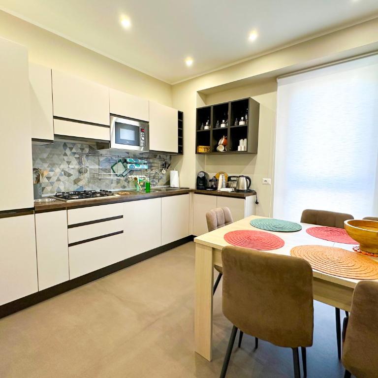 Agorà Connect Space - Camera Matrimoniale con Bagno Privato Esterno - 13