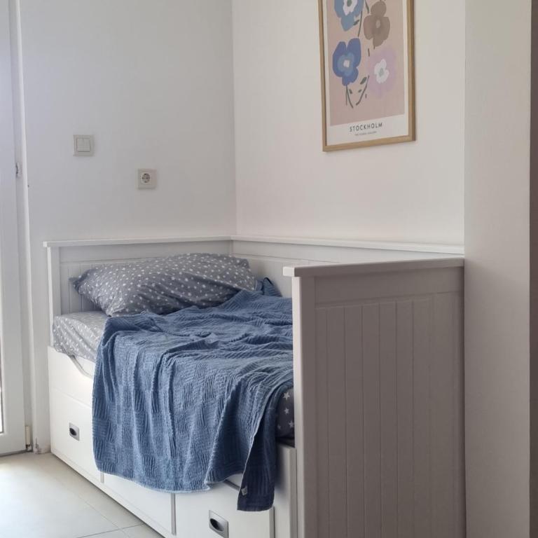 Petrovac modern apartment - Family Studio - 9