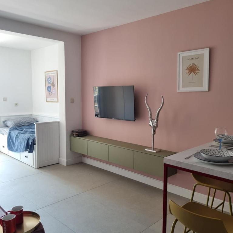 Petrovac modern apartment - Family Studio - 14