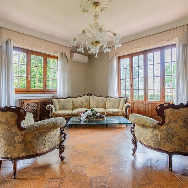 GOLDEN LUXE - Grand Villa with Exlusive Garden - Villa - 2
