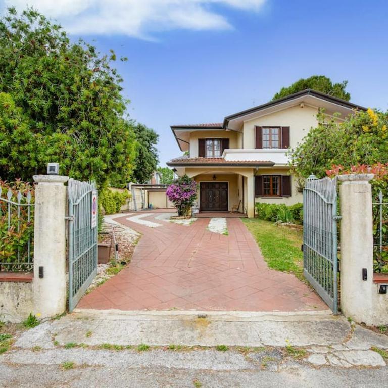 GOLDEN LUXE - Grand Villa with Exlusive Garden - Villa - 12