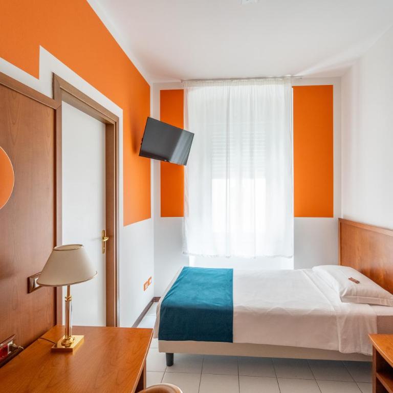 Hotel Italia - Camera Singola - 11