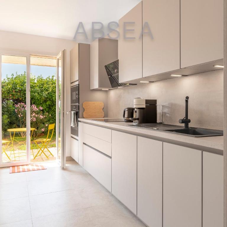Nice Garden Apartment Pool Parking Air Conditioning Family Friendly - Appartement 2 Chambres - 15