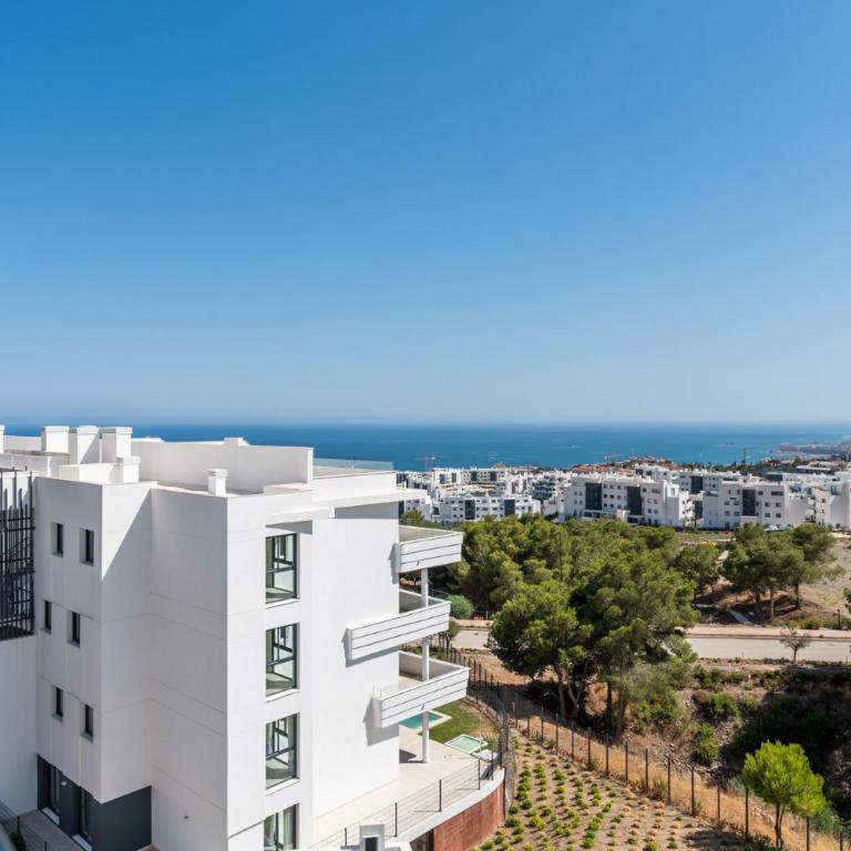 ViVi Homes - Gerrard, Terrace, Pool & Sea Vew - Apartment with Sea View - 25