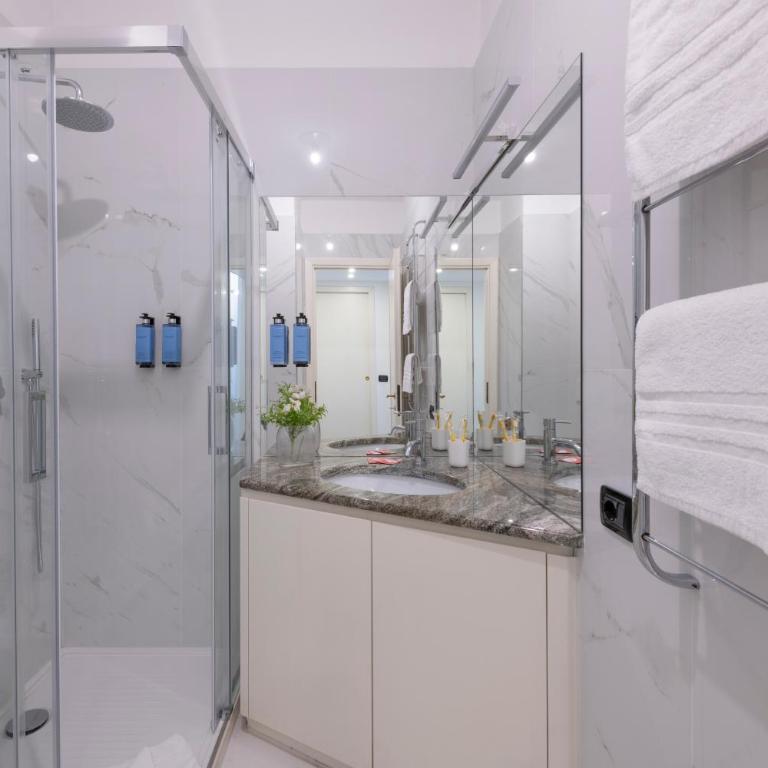Milan Royal Suites - Duomo Santo Stefano - Monolocale Deluxe - 7