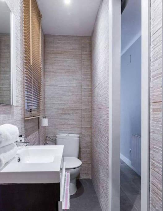 BeBarceloner Vall Hebron Apartment - Two-Bedroom Apartment - 15