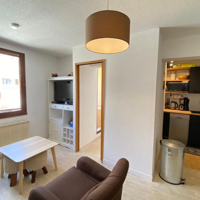 06CC Valberg apartment in the heart of the resort - Apartamento - 3