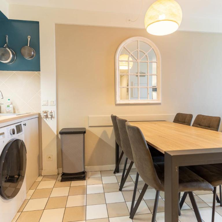 Appt 2 pièces cabine 6 pers avec piscine tennis parking gratuit 157 - Appartement - 8