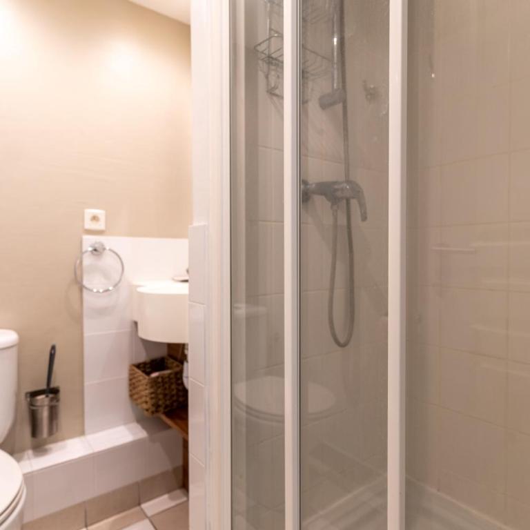 Appt 2 pièces cabine 6 pers avec piscine tennis parking gratuit 157 - Appartement - 21