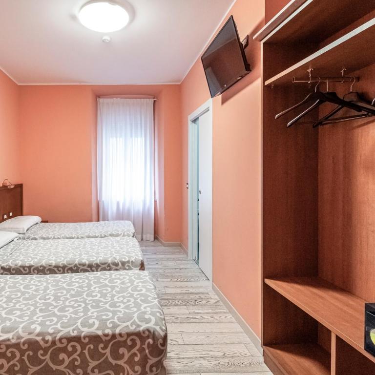 Hotel Italia - Camera Superior Matrimoniale/Doppia con Letti Singoli - 24