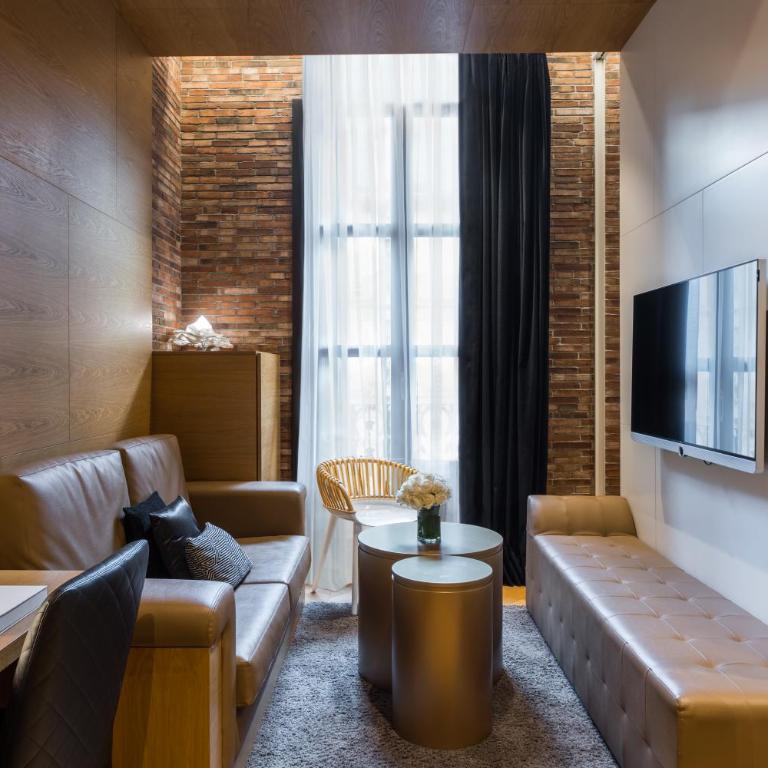 Monument Hotel - Junior Suite - 4