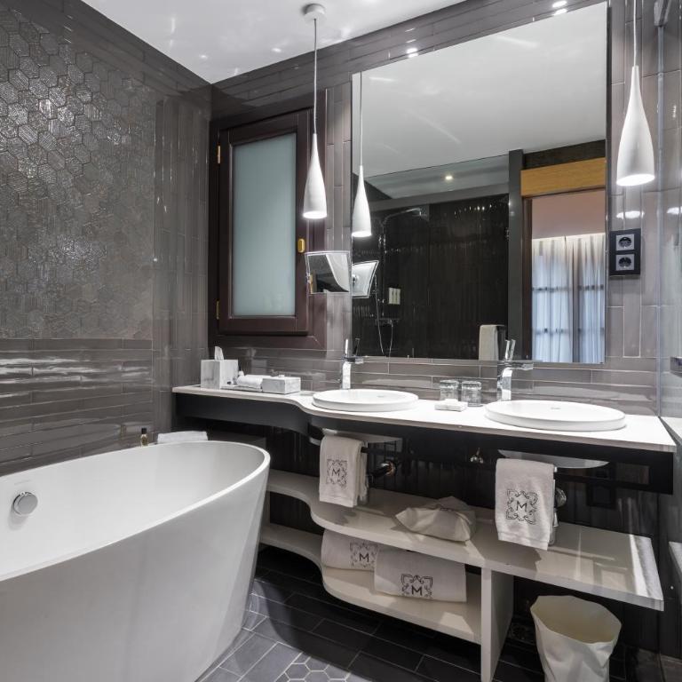 Monument Hotel - Suite - 5