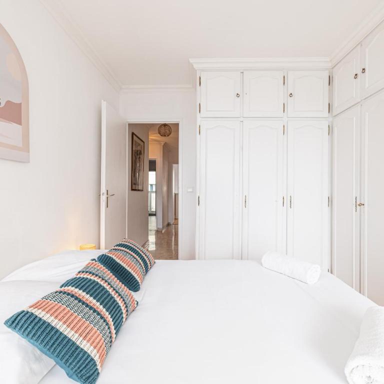 Large 2 Bdr Close to the Beach Balcony & Garage - Appartement 2 Chambres avec Balcon - 28