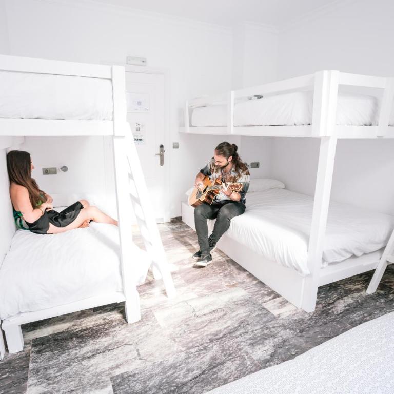 La Cocotera Boutique Hostel & Coworking - Cama en habitación compartida con 4 camas - 1