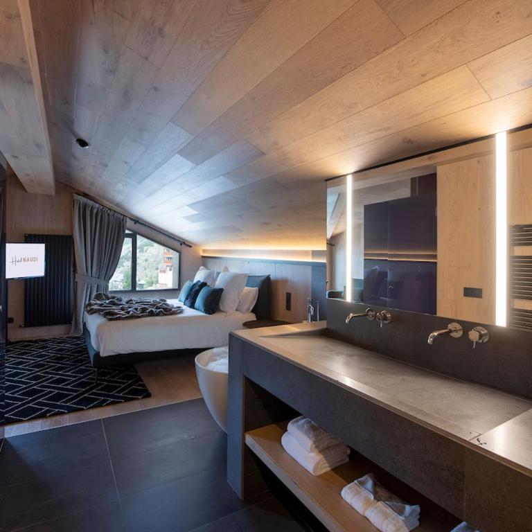 Hotel Naudi Boutique Adults only - Suite - 11