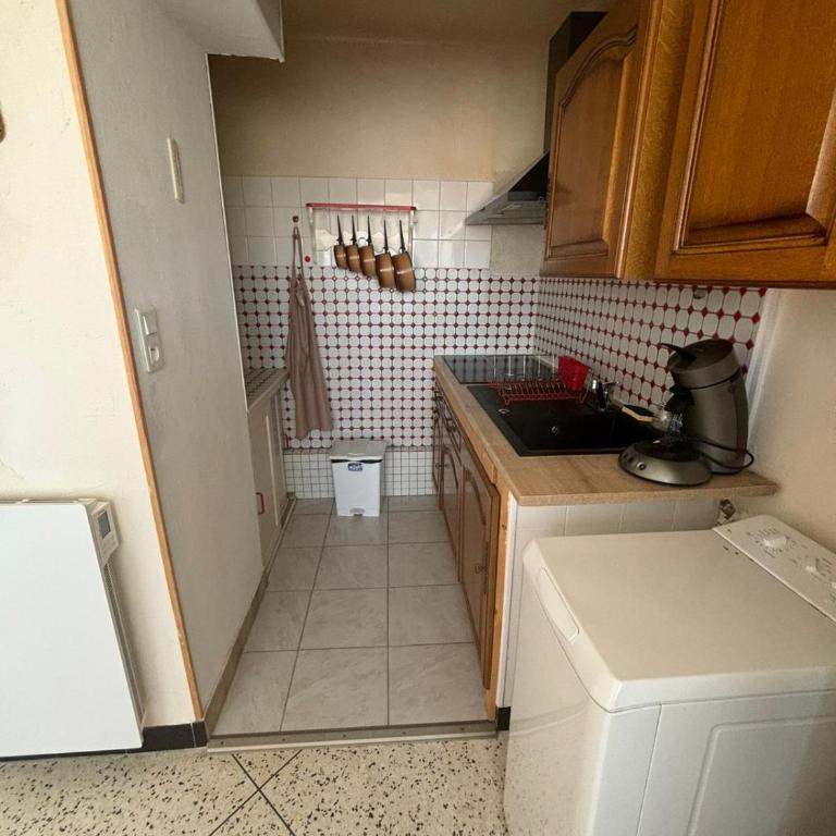T2, 4 personnes, plage à 50 m et parking - L'Arbousier - Appartement 1 Chambre - 4