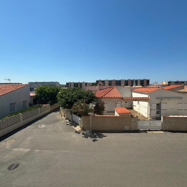 T2, 4 personnes, plage à 50 m et parking - L'Arbousier - Appartement 1 Chambre - 2