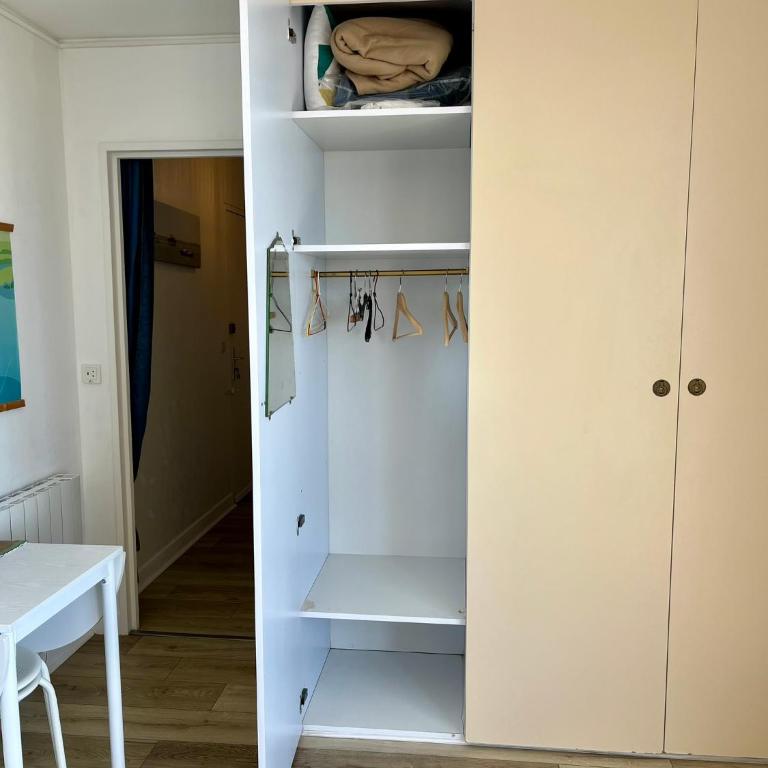 Studio vue mer-port Arcachon - Studio Lit Queen-Size de Luxe - 13