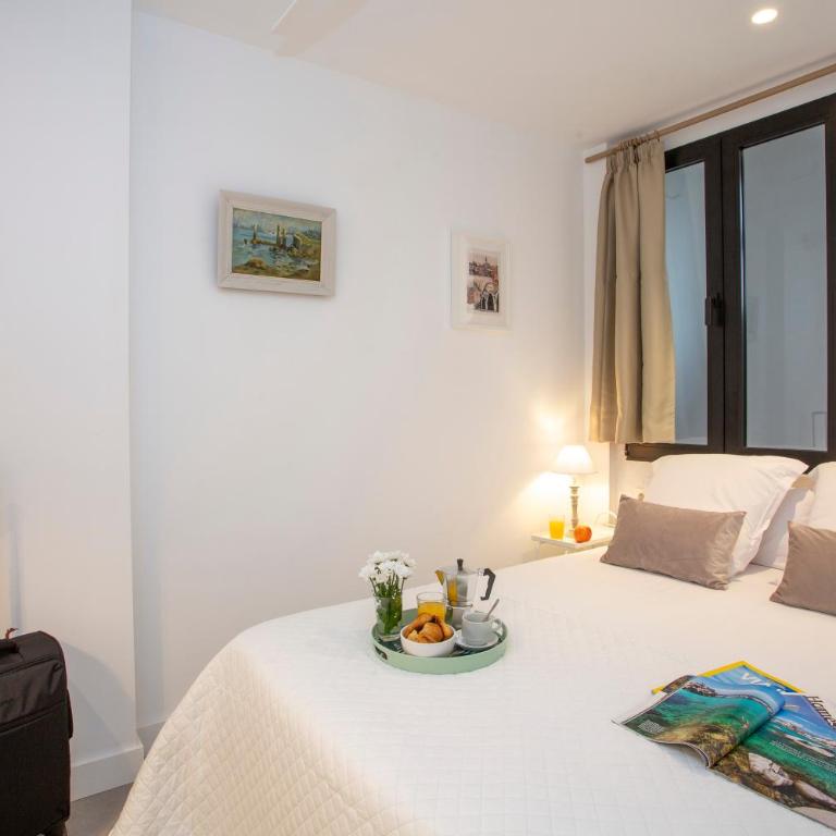 SingularStays Casa del Grao - Three-Bedroom Apartment - 6