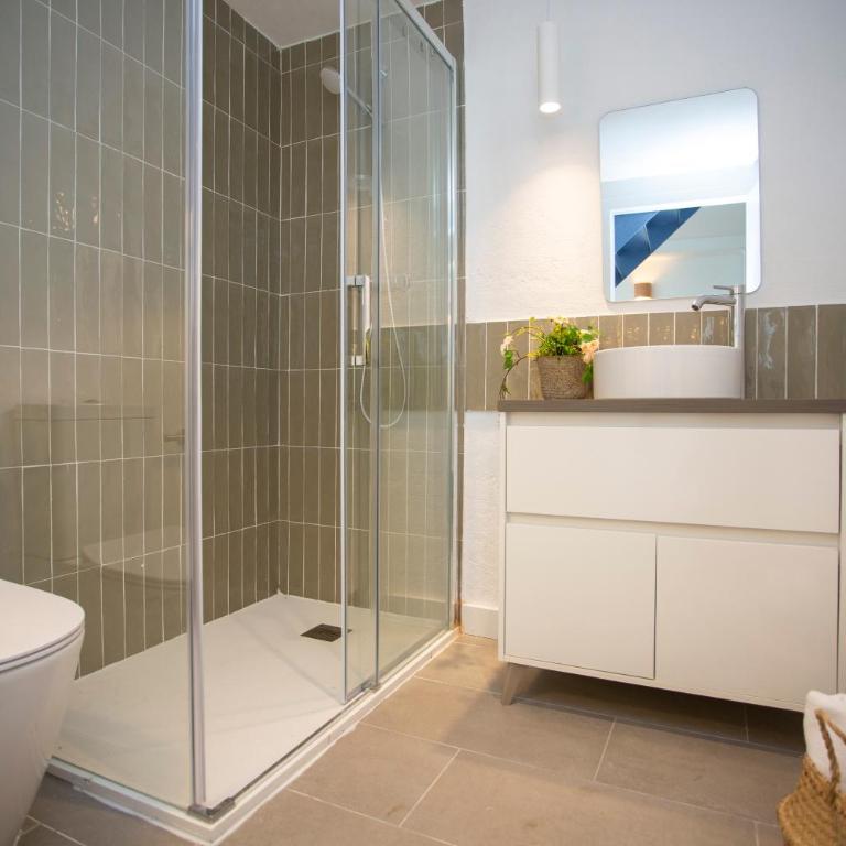 SingularStays Casa del Grao - Two-Bedroom Apartment - 6