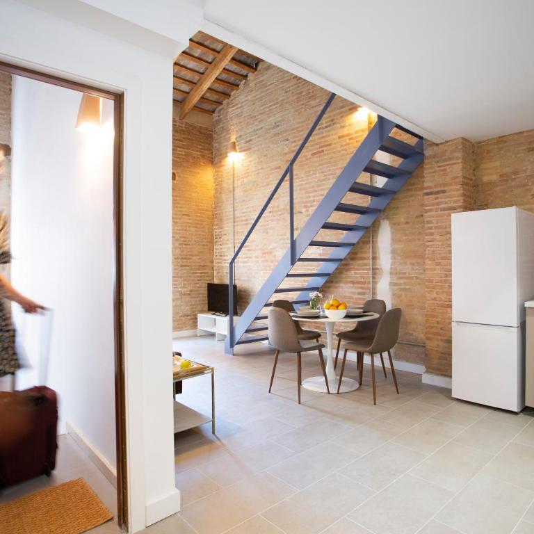 SingularStays Casa del Grao - Three-Bedroom Apartment - 9