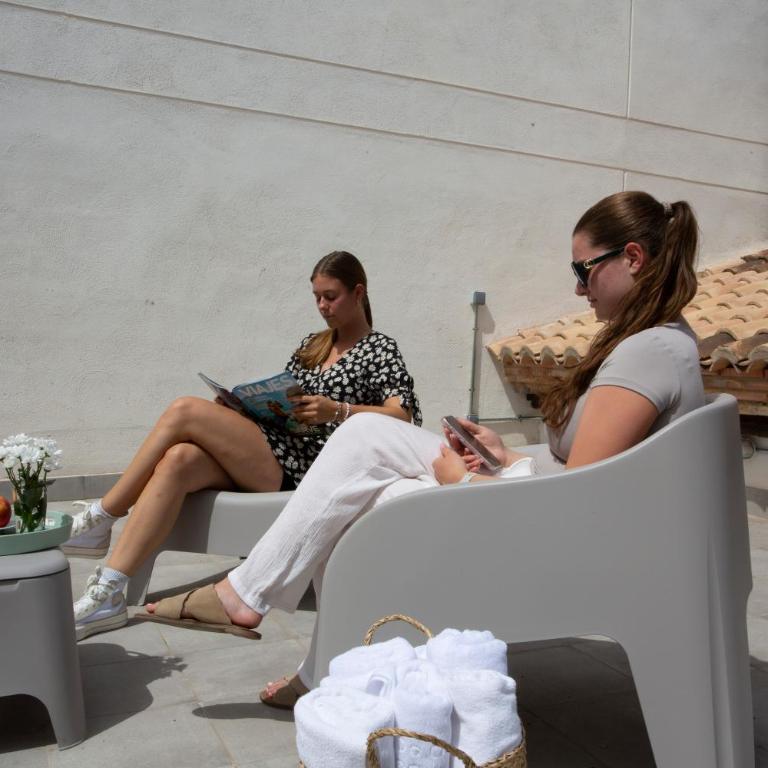 SingularStays Casa del Grao - Three-Bedroom Apartment - 12