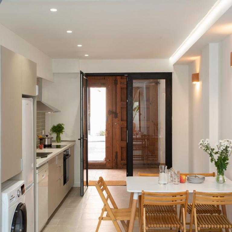 SingularStays Casa del Grao - Two-Bedroom Apartment - 22