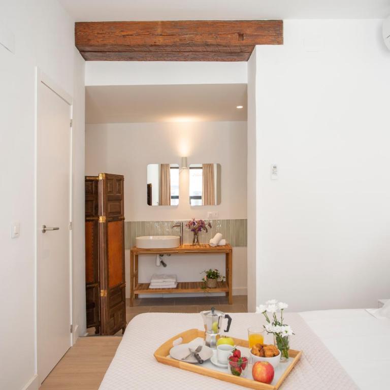 SingularStays Casa del Grao - Three-Bedroom Apartment - 19