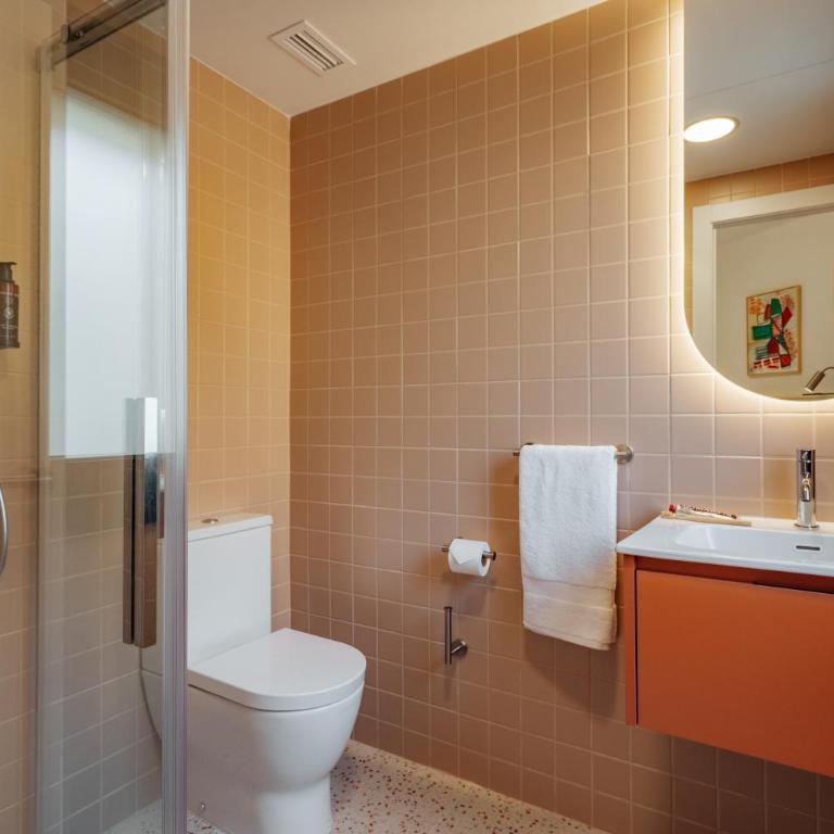 Hotel Robson - Smart Hotel - Habitación Doble con balcón - 8