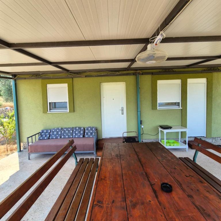 Lake house Julia - Kuća sa 2 Spavaće Sobe - 4