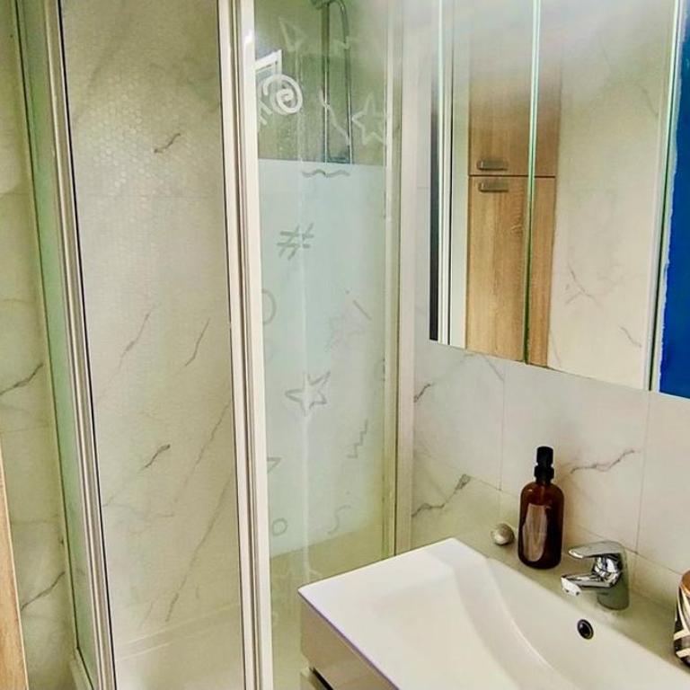 Joli studio à 1 minute de la mer - Apartment mit 1 Schlafzimmer - 12