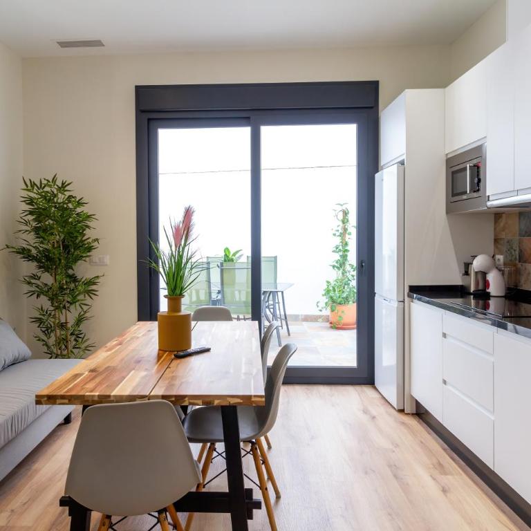 Alohamundi Cetina&Duque Montemar - Apartamento de 2 dormitorios con terraza - 1