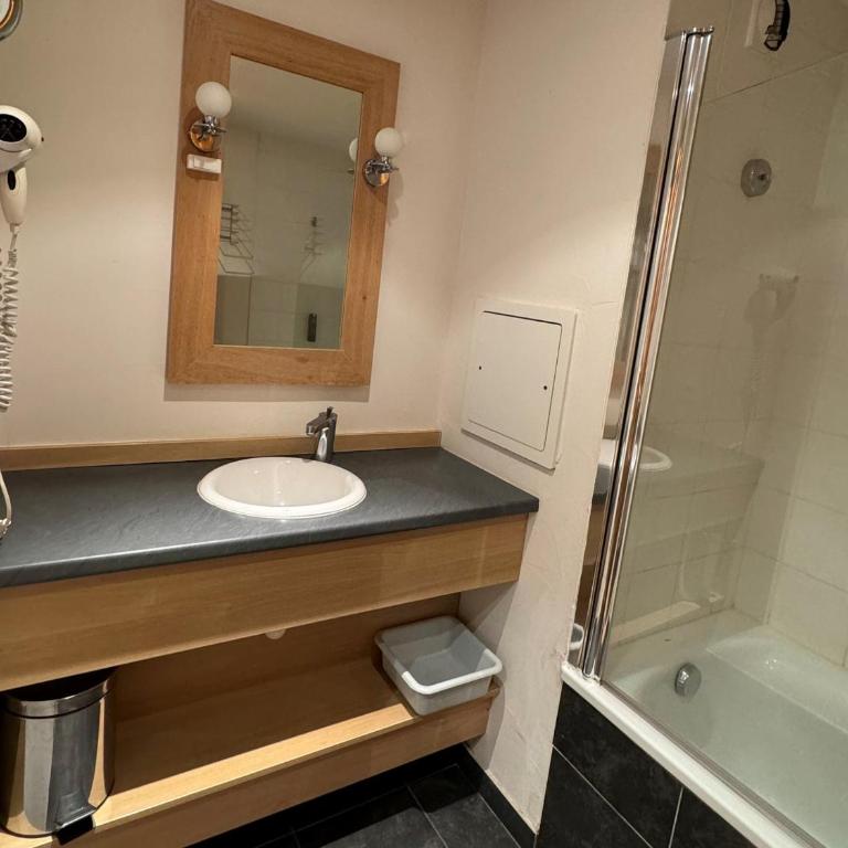 Appartement rénové 2 pièces · Ski aux pieds · Belle Plagne Haut · Piscine & Spa - One-Bedroom Apartment - 11