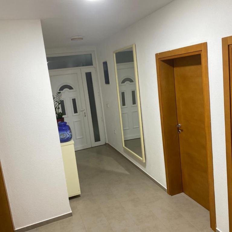 BonacaL&I - Three-Bedroom Villa - 10
