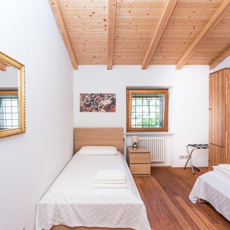 Podere Sabaina, Private Villa mit beheiztem Pool, Seeblick und 3 Wohneinheiten zur Alleinnutzung - Villa con Piscina Privata - 26