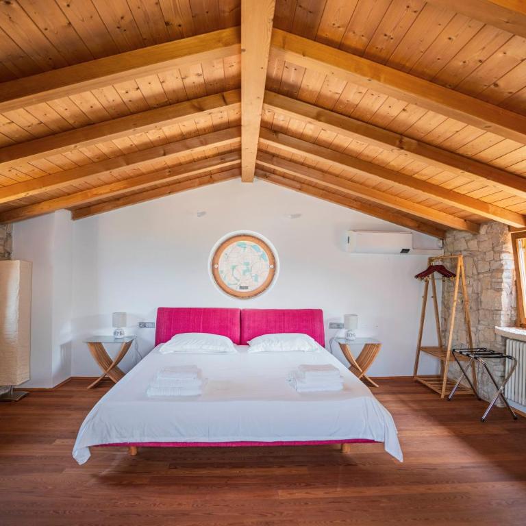 Podere Sabaina, Private Villa mit beheiztem Pool, Seeblick und 3 Wohneinheiten zur Alleinnutzung - Villa con Piscina Privata - 25