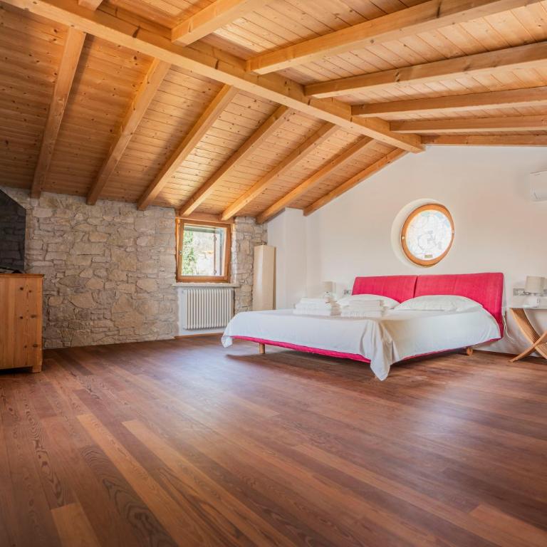 Podere Sabaina, Private Villa mit beheiztem Pool, Seeblick und 3 Wohneinheiten zur Alleinnutzung - Villa con Piscina Privata - 24