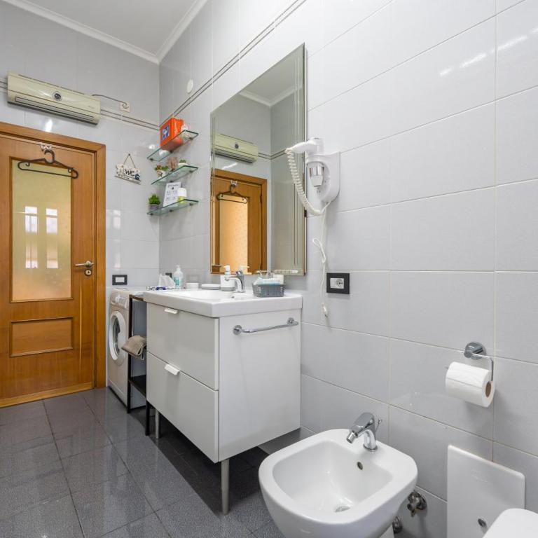 Interno27 - Napoli Fuorigrotta - Appartamento con 2 Camere da Letto - 43
