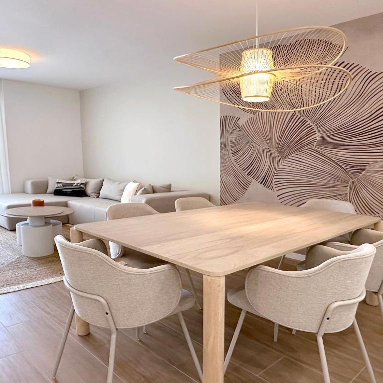 Breezy Bahía by Ginkgo Marbella - Three-Bedroom Apartment - 10
