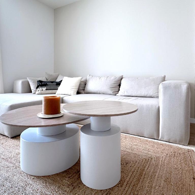 Breezy Bahía by Ginkgo Marbella - Three-Bedroom Apartment - 11